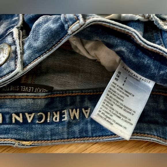 American Eagle Next Level Stretch Hi-Rise Distressed Jean Shorts 6 - Picture 3 of 6